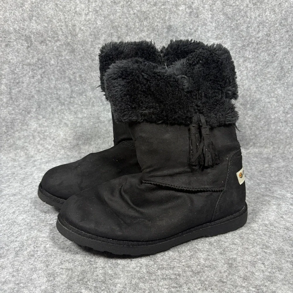 Makalu Iceland Winter Boots 4M Black Faux Fur Tassel Detail
